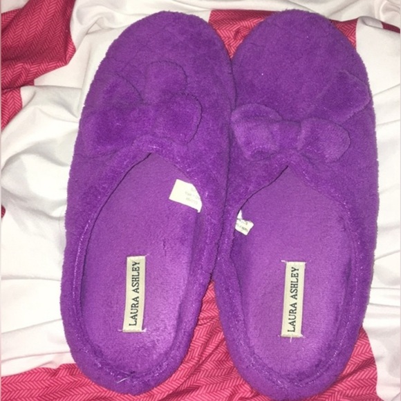 Laura Ashley Slippers outside or indoor Size L (8-9) fabric upper man made comfy - Picture 14 of 14